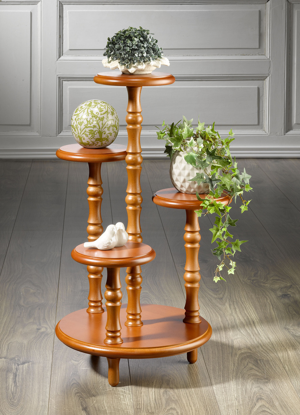 Wunderschöne Blumen-Etagere