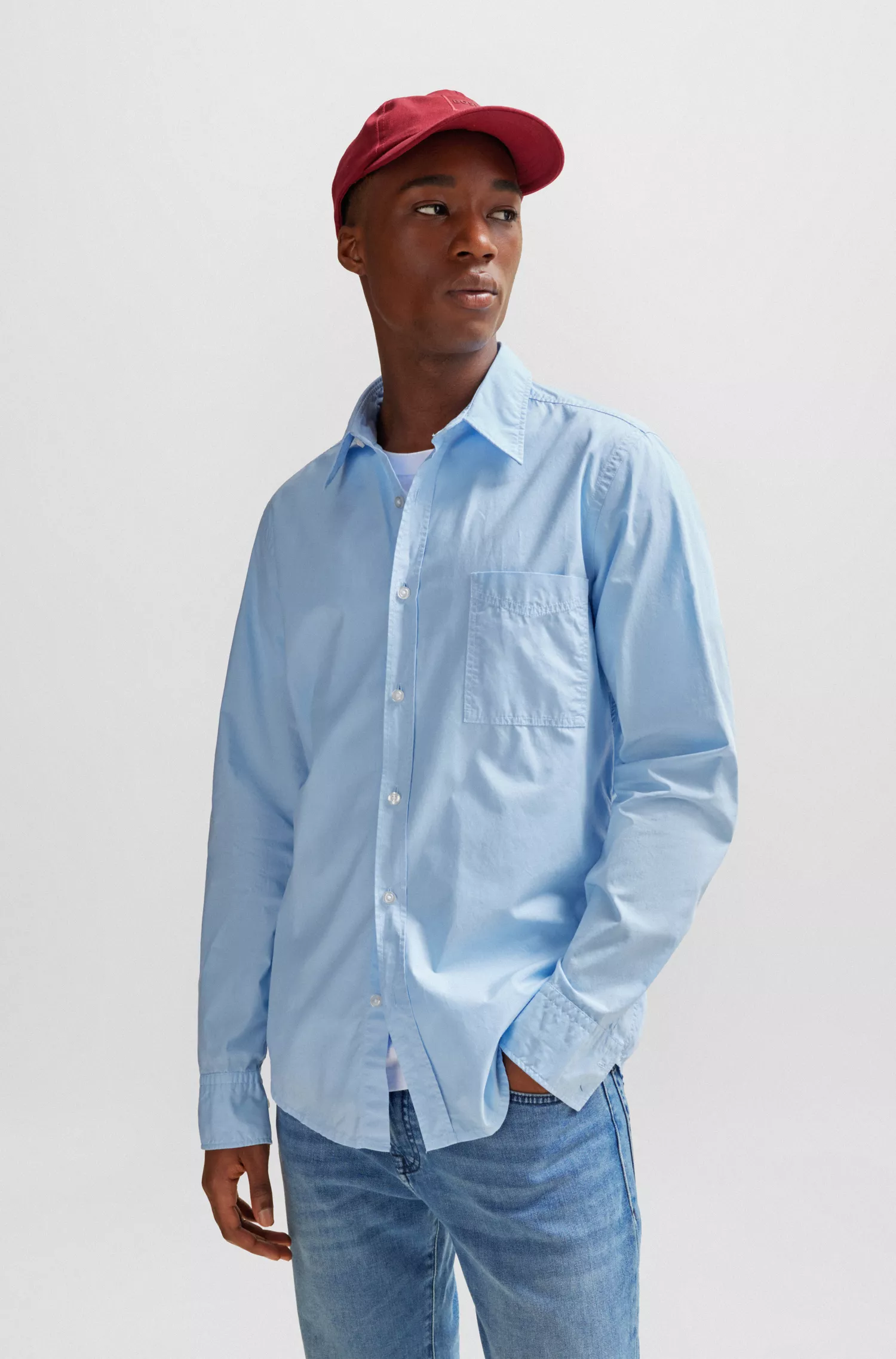 Camisa BOSS laranja, corte regular, em popeline de algodão orgânico.