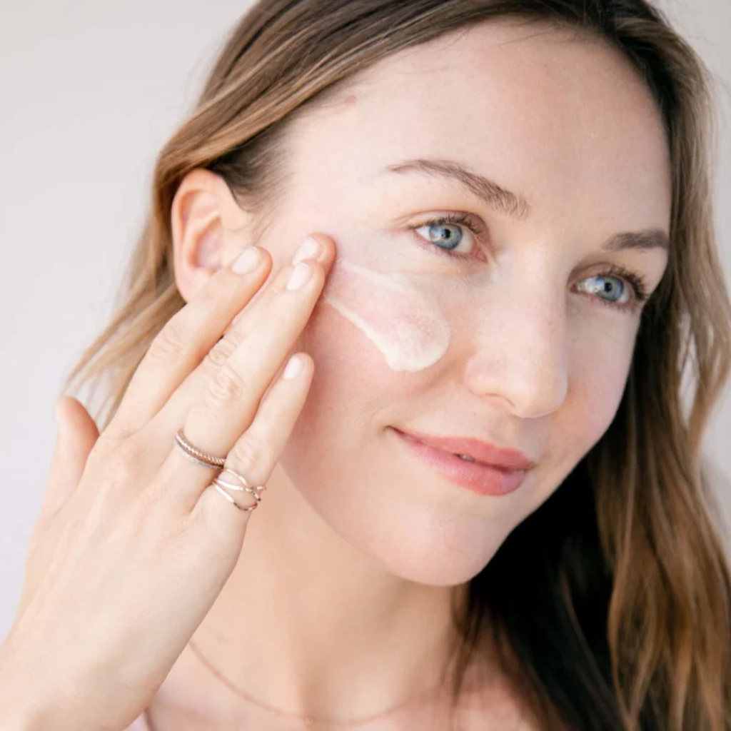 100% Pure  Brightening Serum, 30 ml