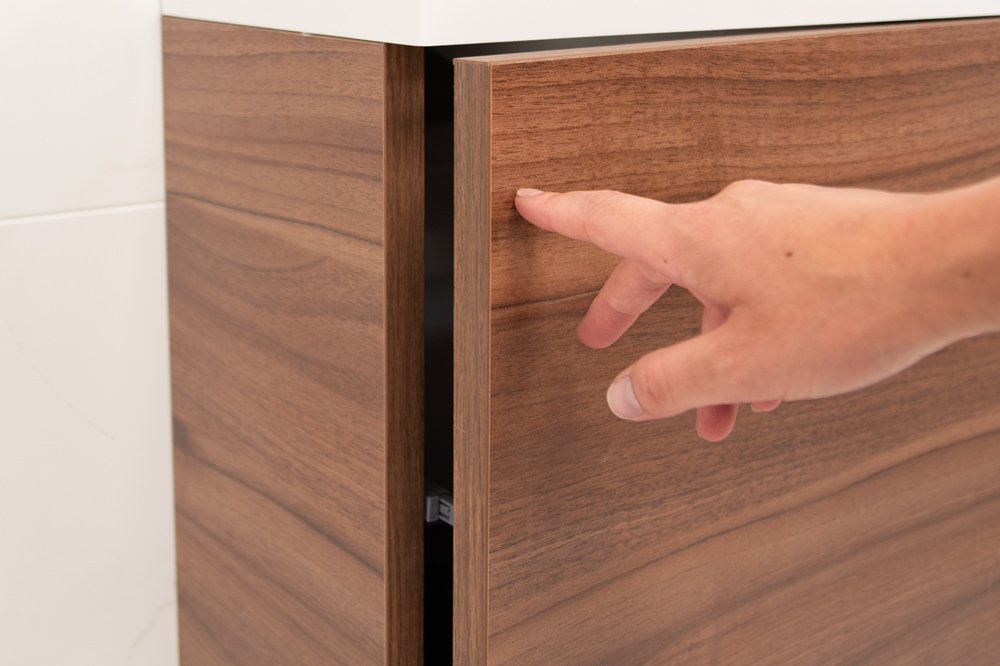 Sanigoods Minimo toiletmeubel 40cm walnut met witte fontein met kraangat