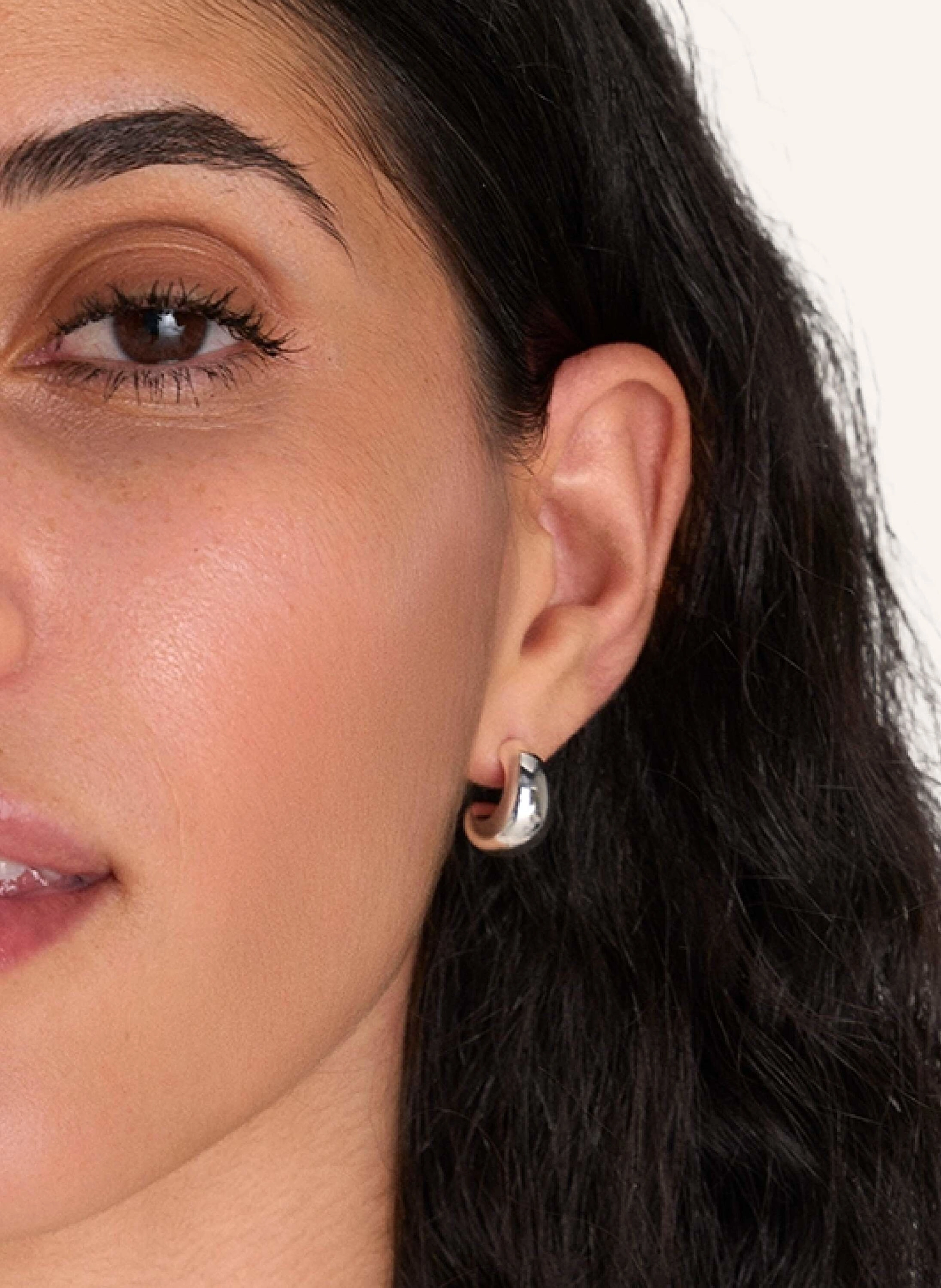 Pompidou Ohrhänger TINY CHUBBY HOOPS by GLAMBOU