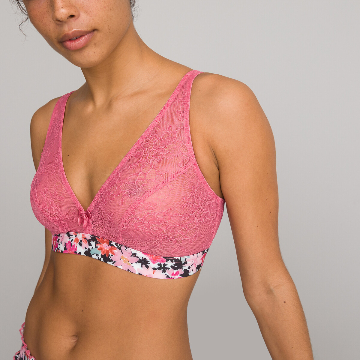 COLEÇÕES LA REDOUTE<br>Sutiã sem mangas Lake Lace