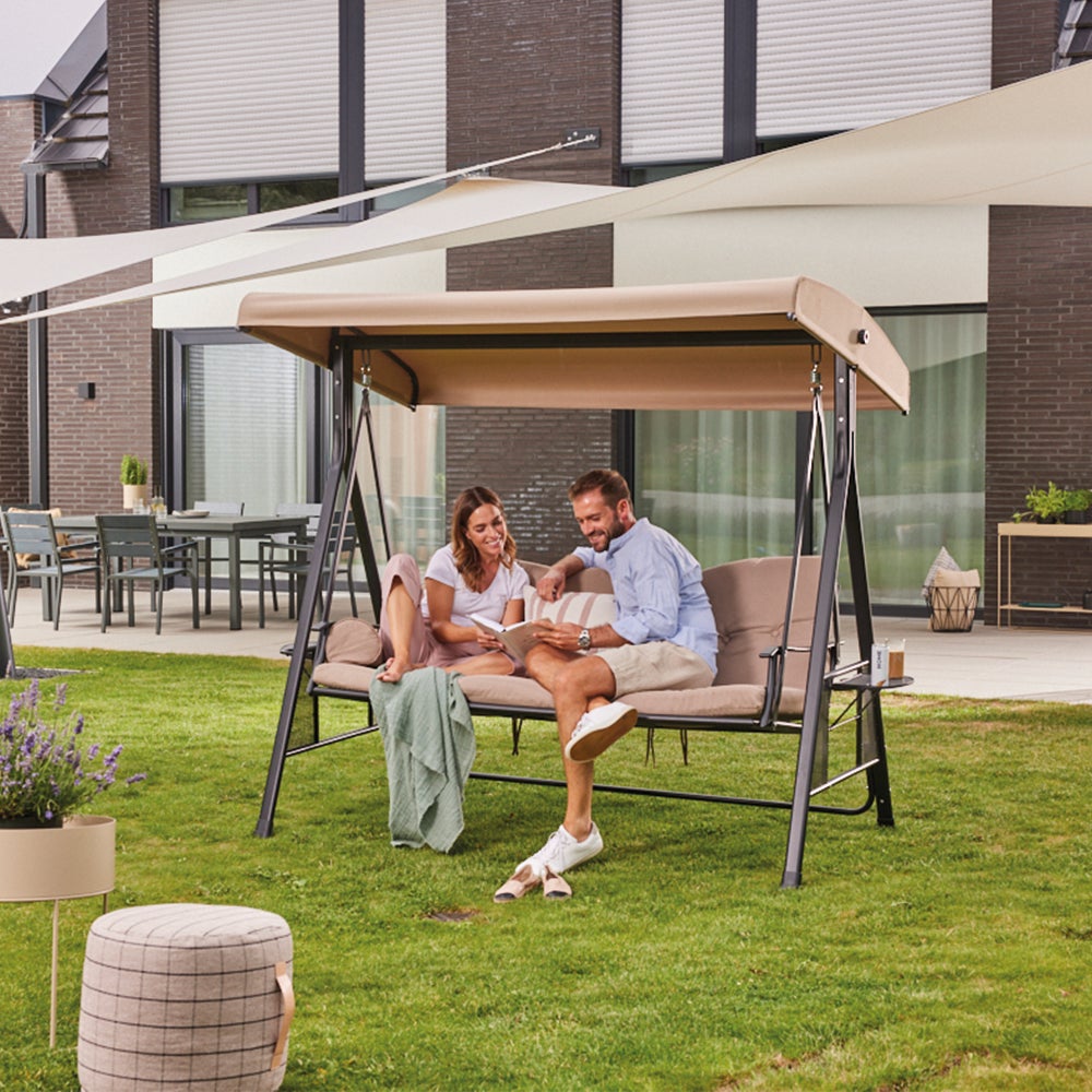 Home Deluxe - Hollywood Swing DESCANSO Beige - 3-zits, B/H/L 115cm x 195cm x 198cm, incl. bekerhouders, zit- en rugkussens | Tuinligstoel, Tuinlounge, Schommelligstoel