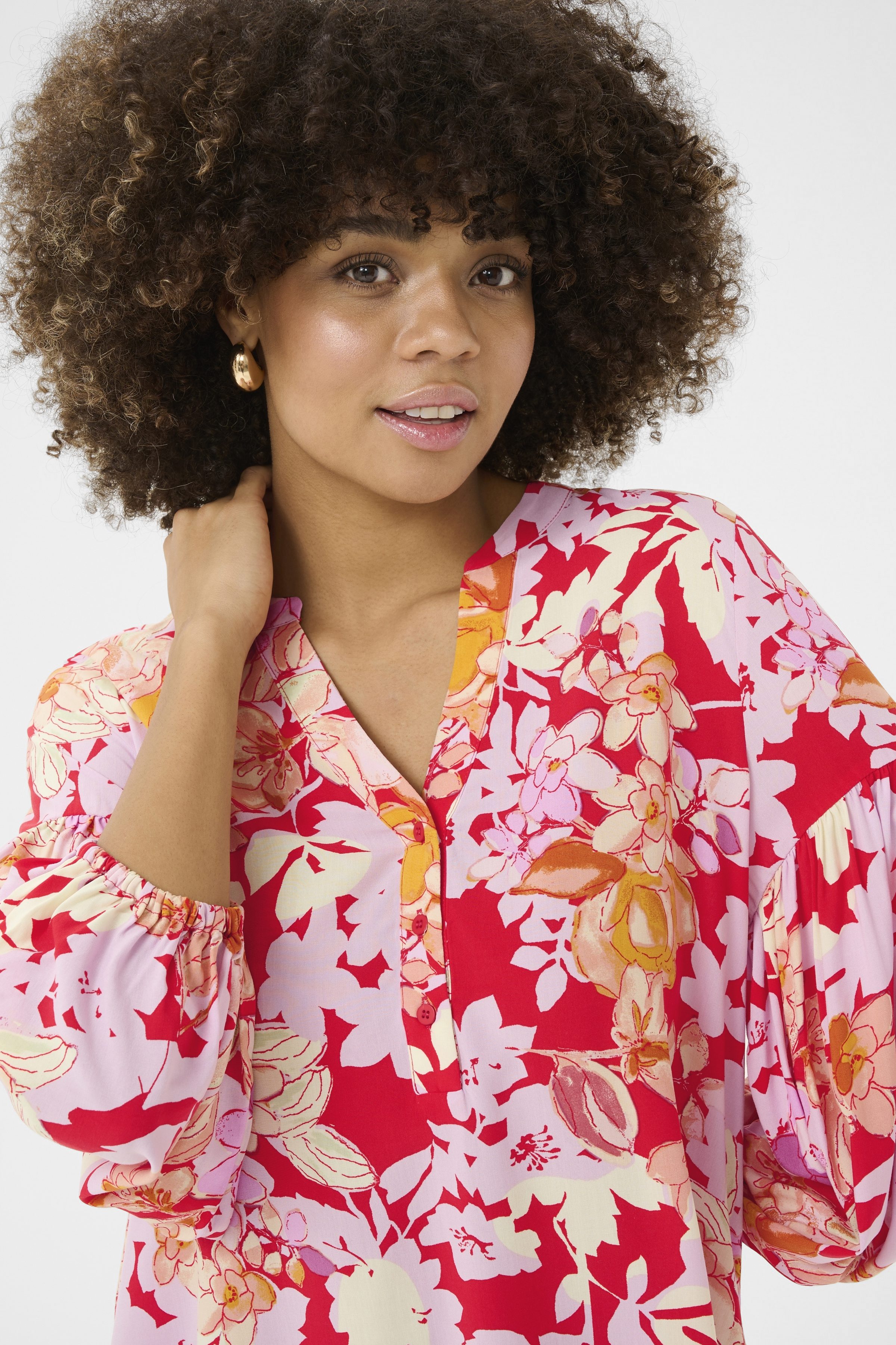 Culture - Audrey Bello Blouse - Red/Pink Flower