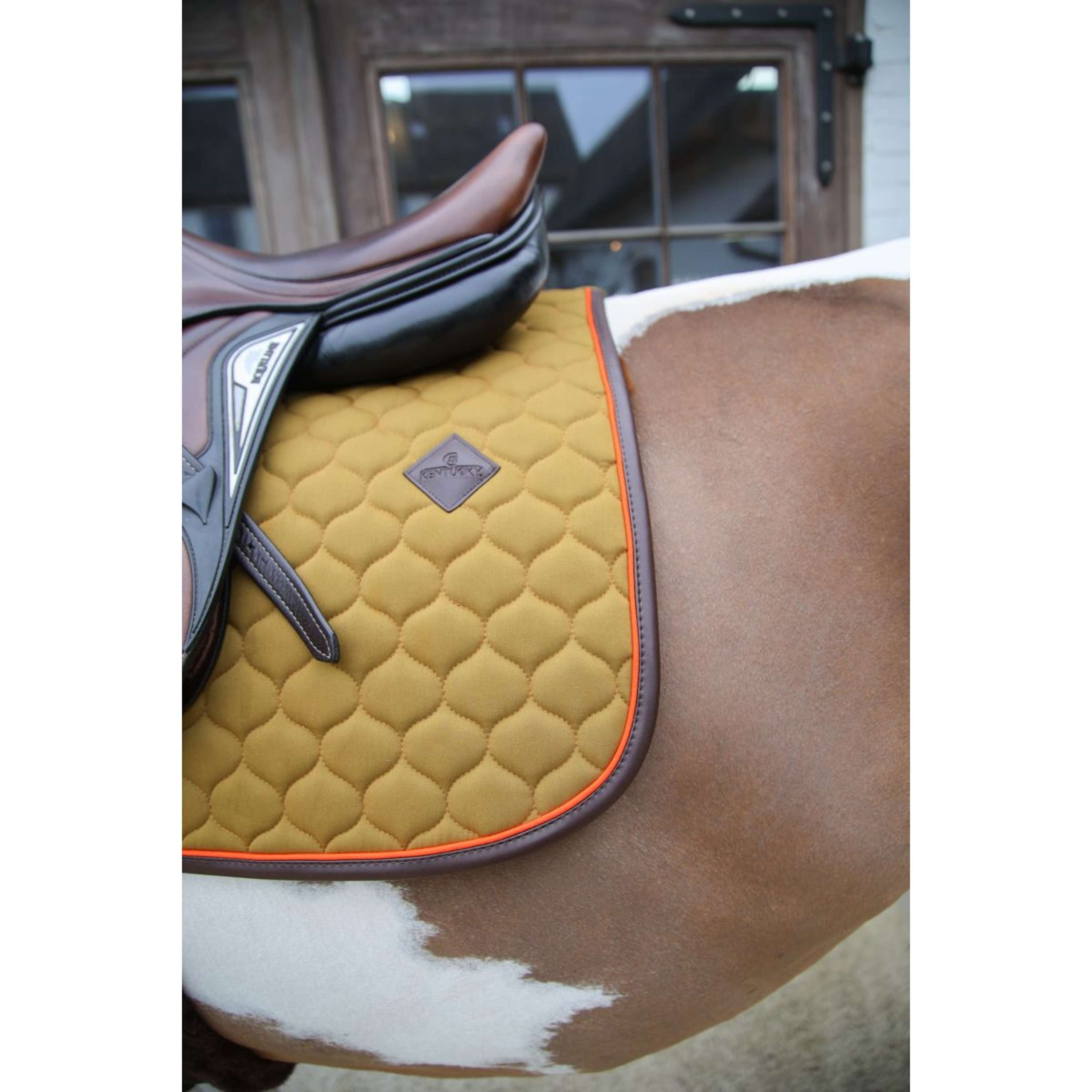Kentucky Zadeldekje Onion Quilt Leather Neon Springen Kaki