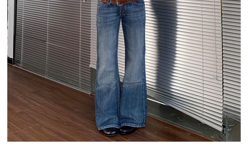 Rosesand - Lage taille flared jeans met riemlussen