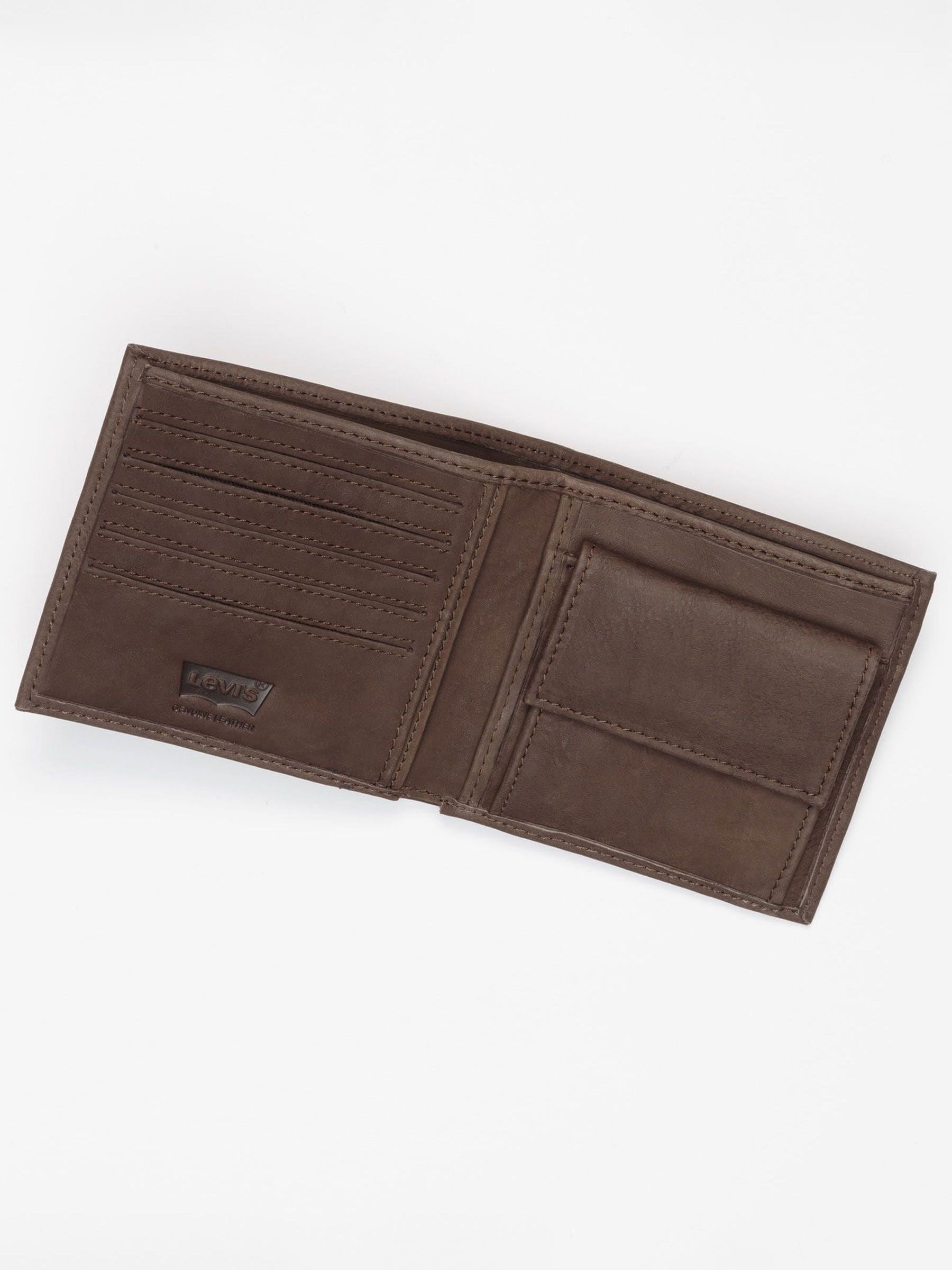 Levi's® Vintage Two Horse Wallet