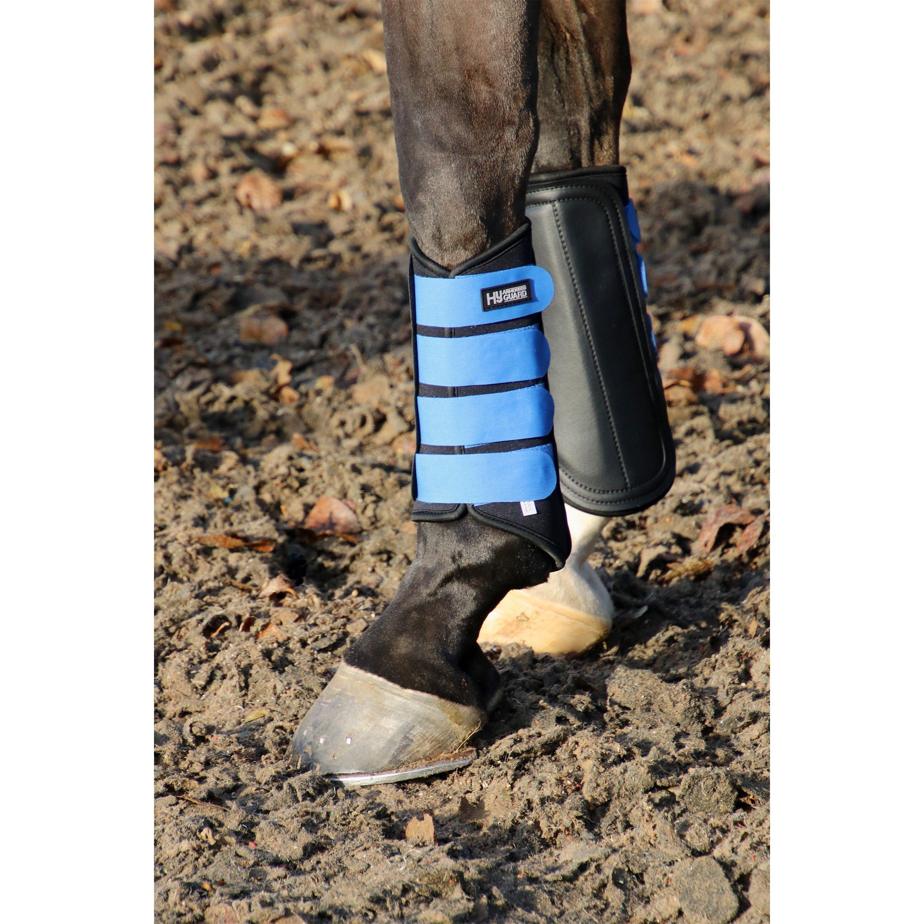 HY Equestrian Neo Brshng Bts 99