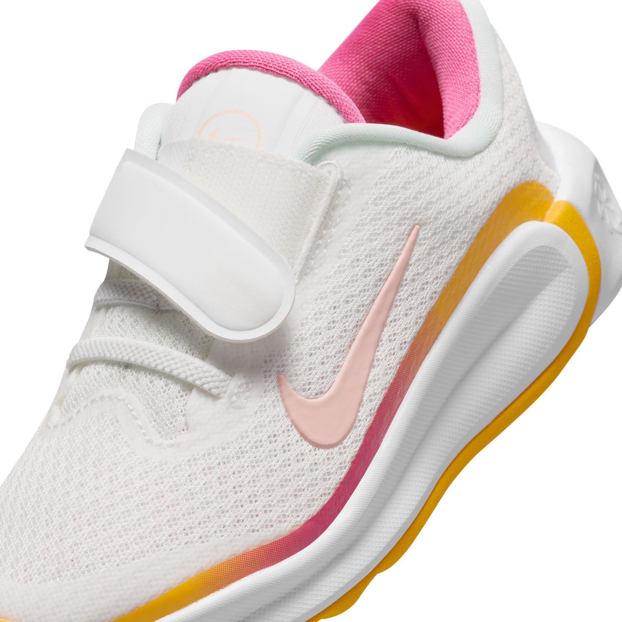 Nike Kidfinity Big KidsShoes