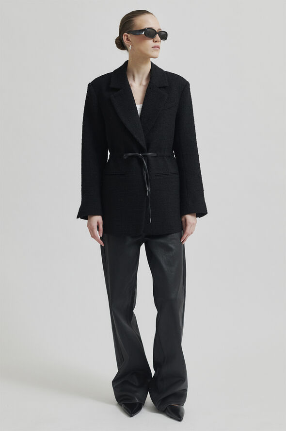 Second Female Josa Blazer Black
