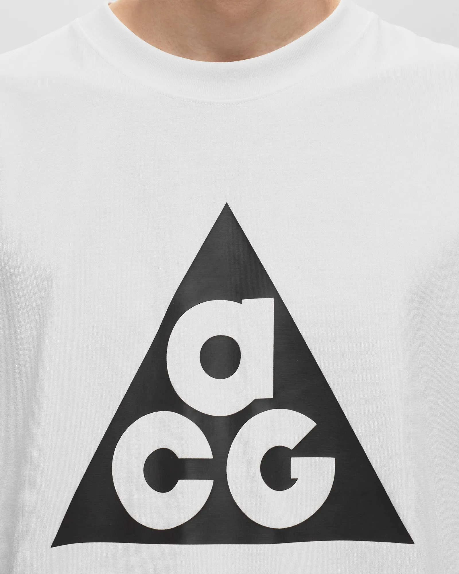 Nike ACG Short-Sleeve T-Shirt