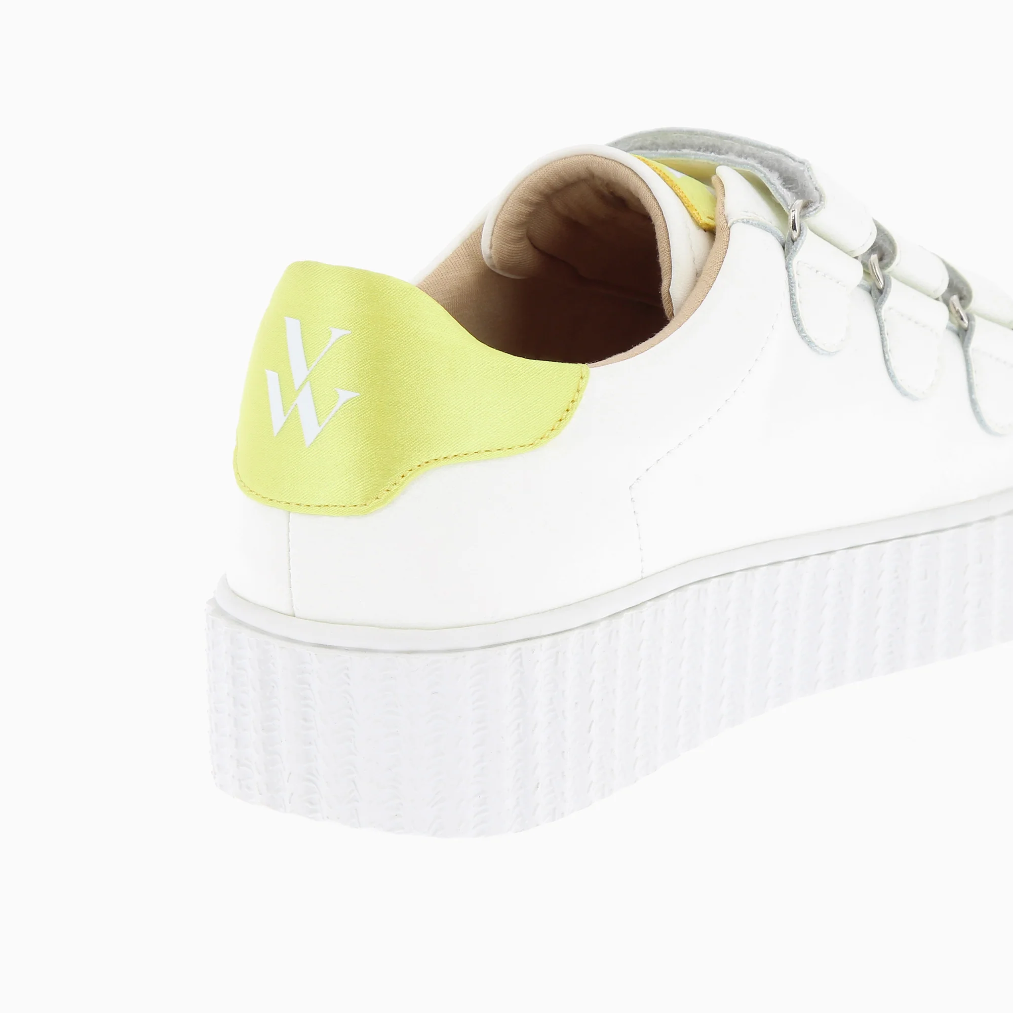 Sneakers-Baskets éclair Larissa blanches à détails en satin jaune