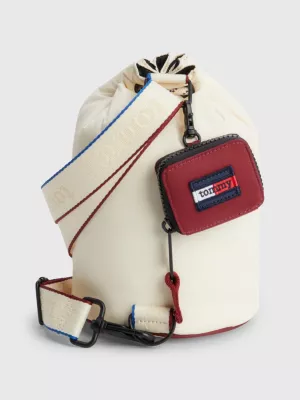 Bolsa tiracolo com cordão reciclado