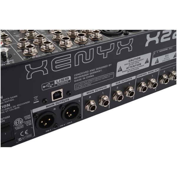 Behringer Xenyx X2222USB HP Bundle
