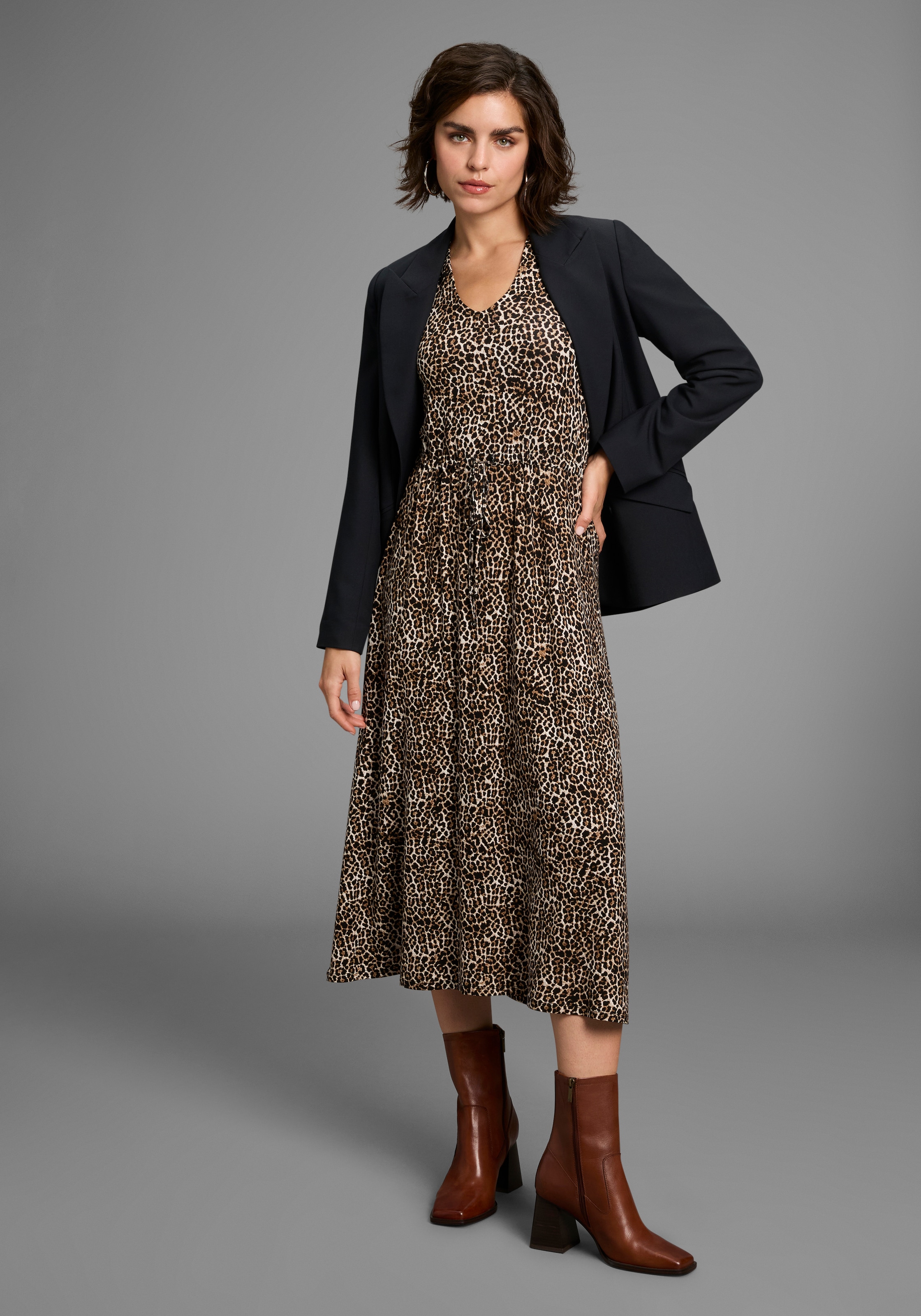 Laura Scott Midikleid Ohne Tasche | Ohne Taschen im Leoparden-Print aus Single Jersey - NEUE KOLLEKTION