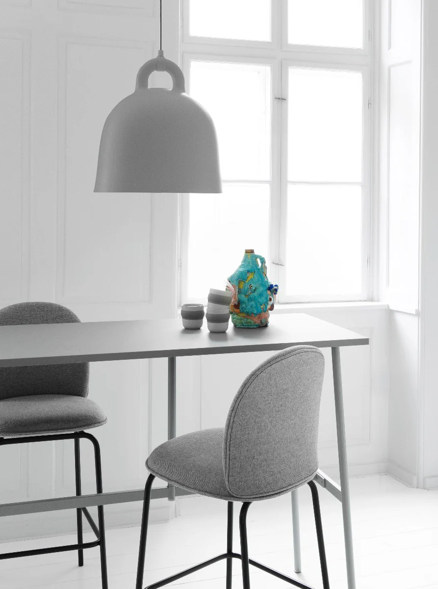 Normann Copenhagen  Bell lampe, medium, grå - H: 44 cm.