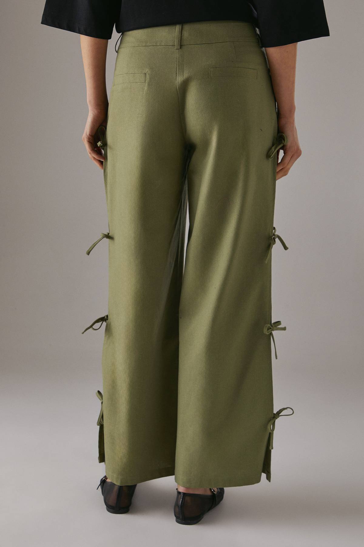 Warehouse Pantalon Large à Liens Latéraux