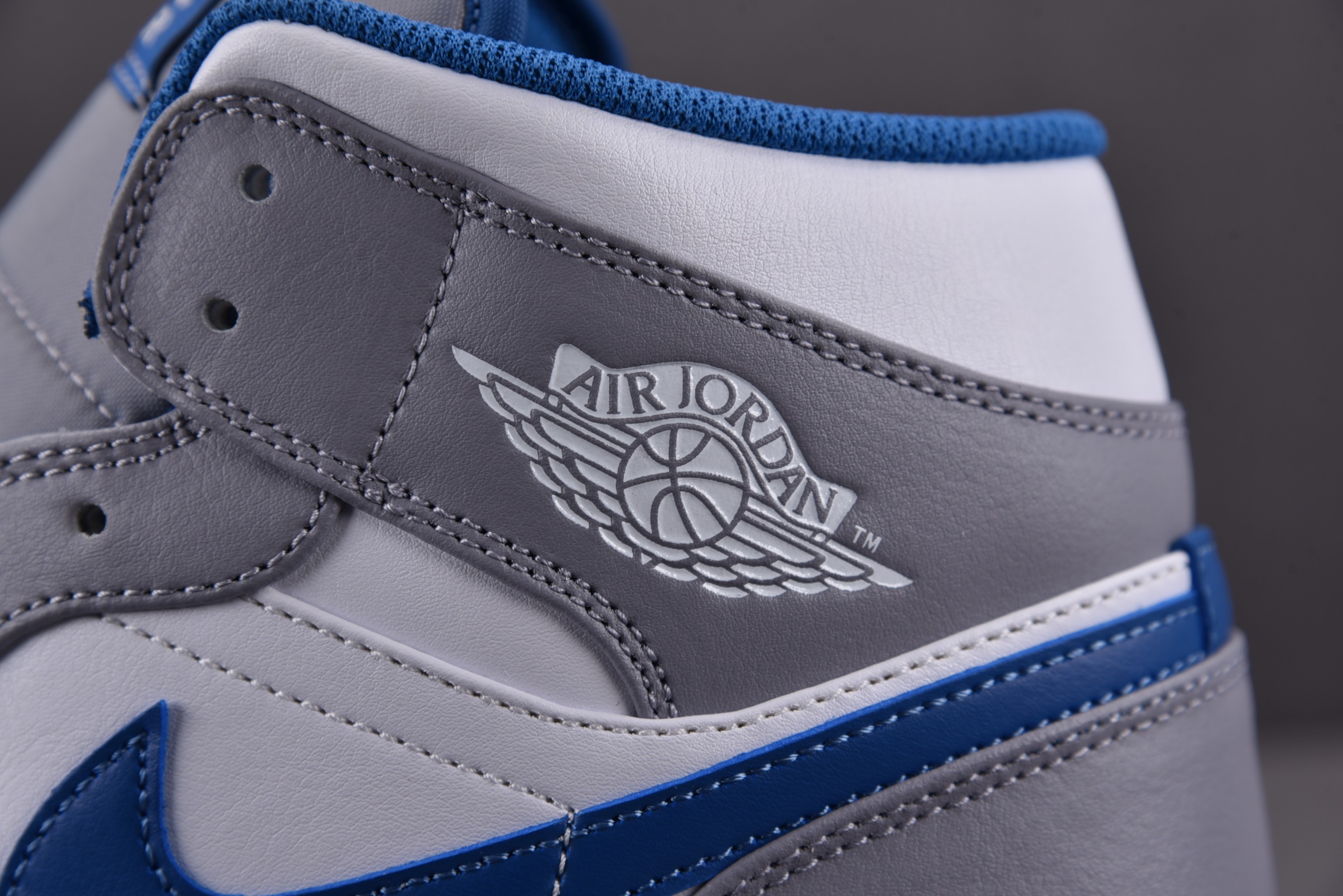 Jordan 1 Mid True Blue
