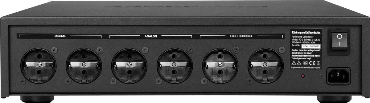 GigaWatt PC-2 EVO  avec câble LS-1 EVO  (1,5 m) Conditionneurs secteur
