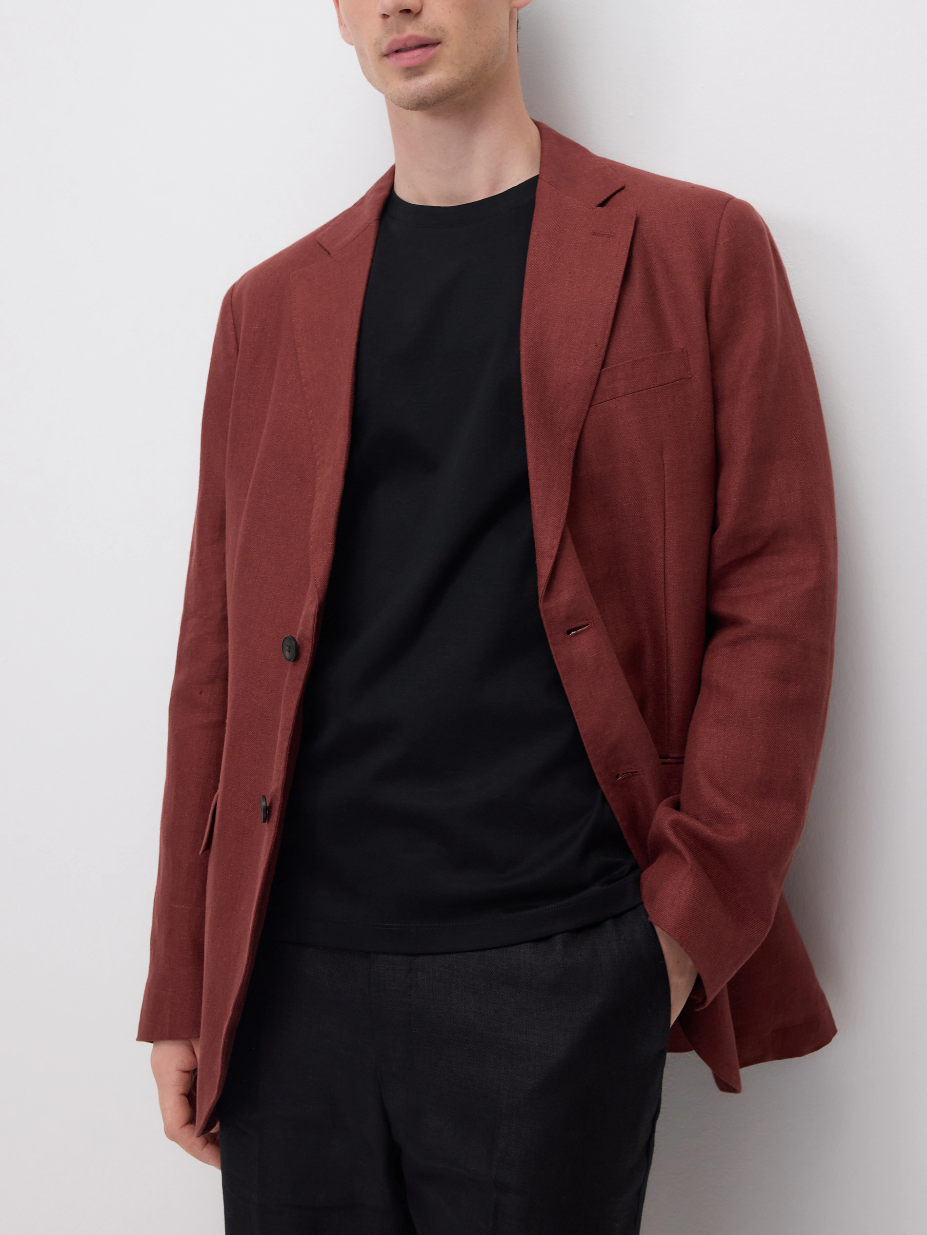 Blazer im Slim-Fit aus Leinen