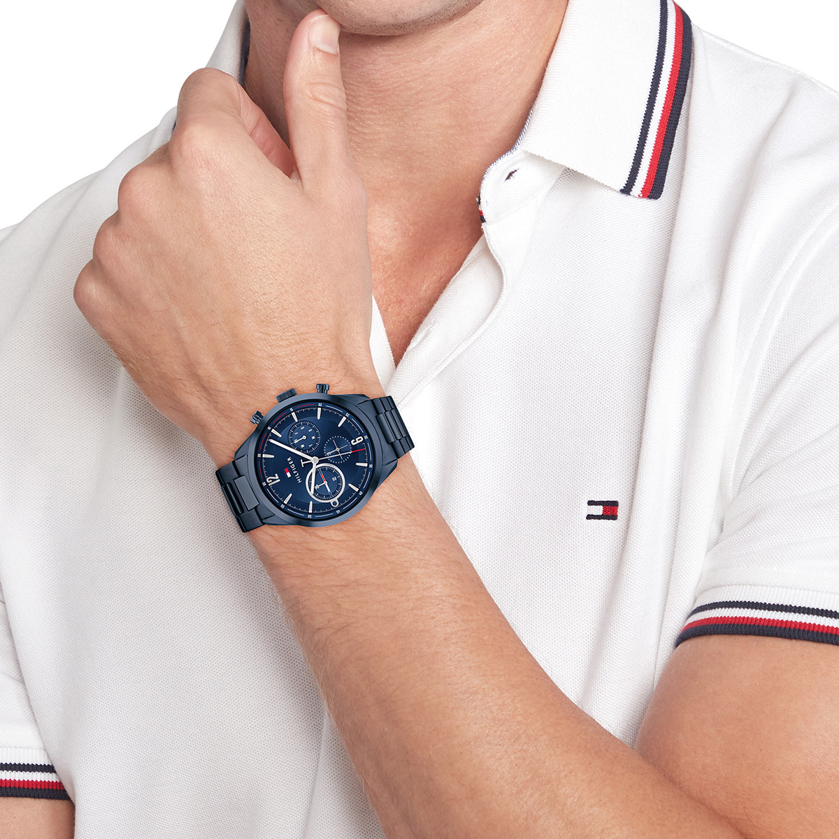 Montre Tommy Hilfiger homme bracelet acier  bleu