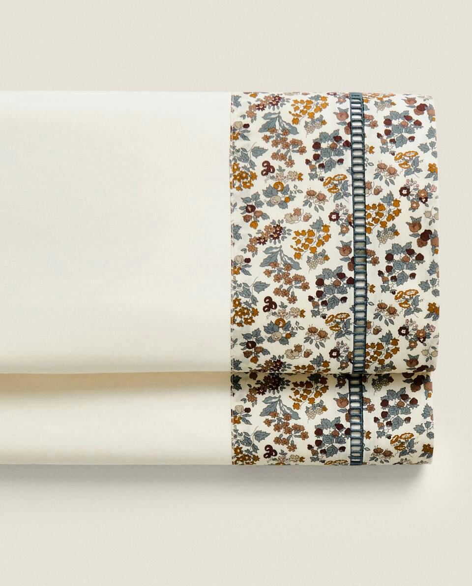 Lençol infantil de tecido estampado floral