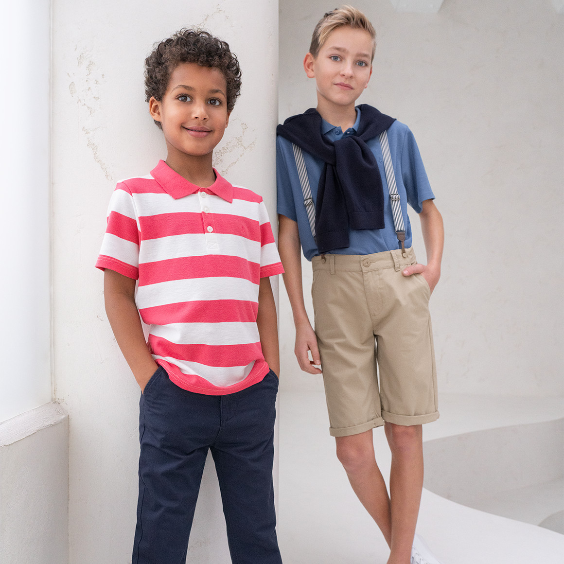 Yigga Jungen Chinoshorts mit Hosenträgern beige