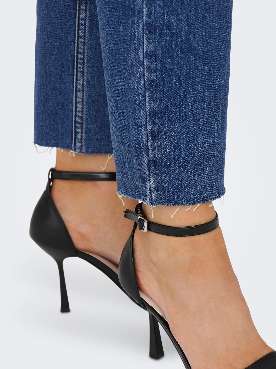 ONLEMILY Hohe Taille Gerade geschnitten Jeans Dark Blue Denim