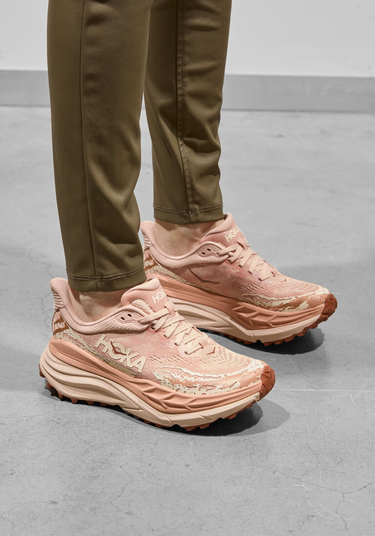 roze hoka lage sneakers stinson 7