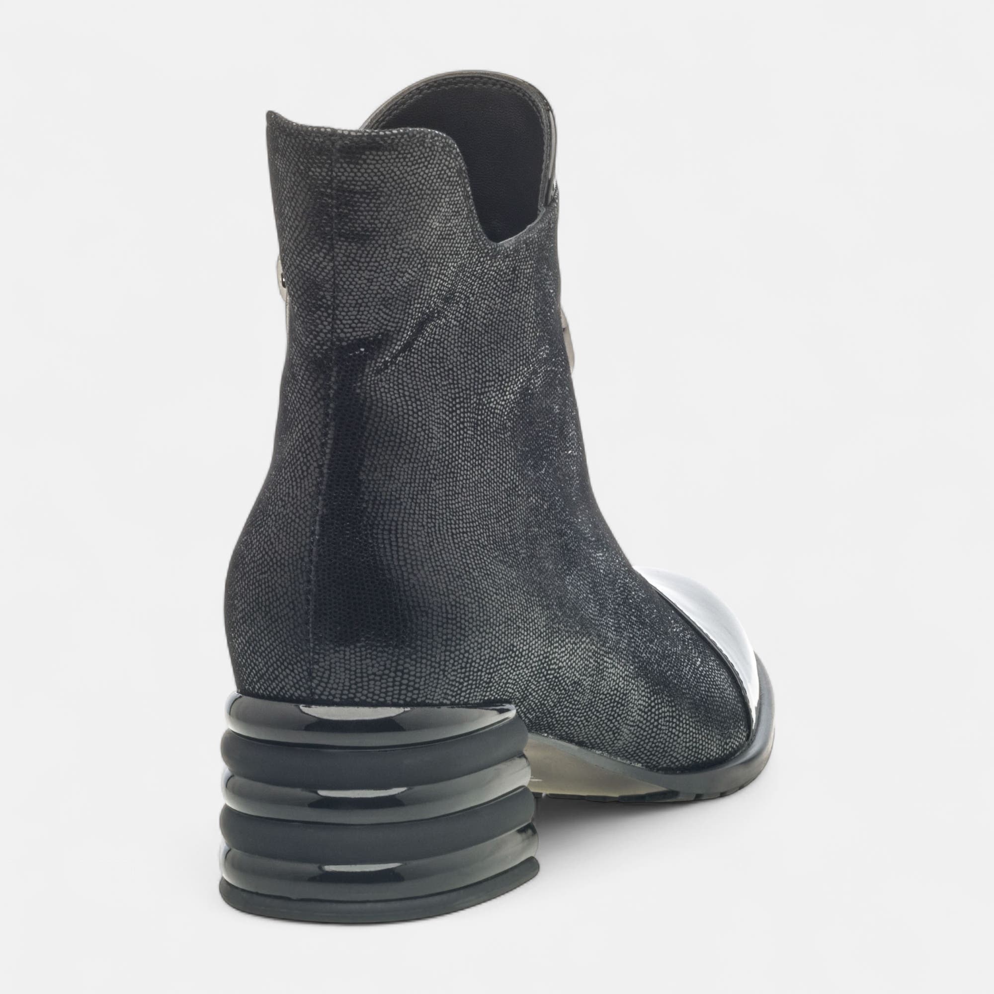 Bottines Femme en cuir noir