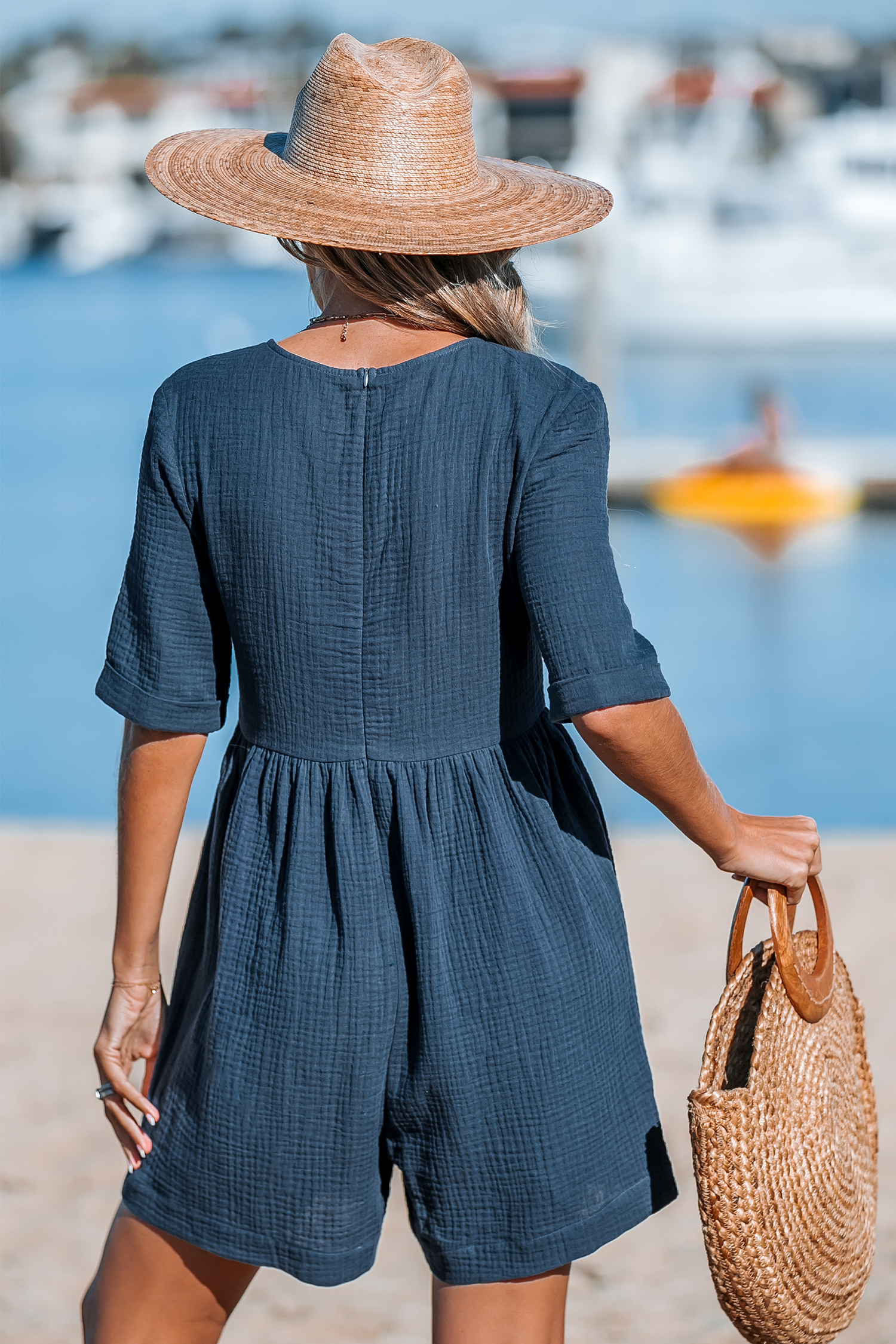 Combishort à col en V en pur coton et jambes larges