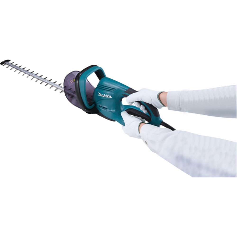 Taille-haie semi-pro électrique filaire - 550 w - 65 cm - alim 0,3 m - 3,8 kg