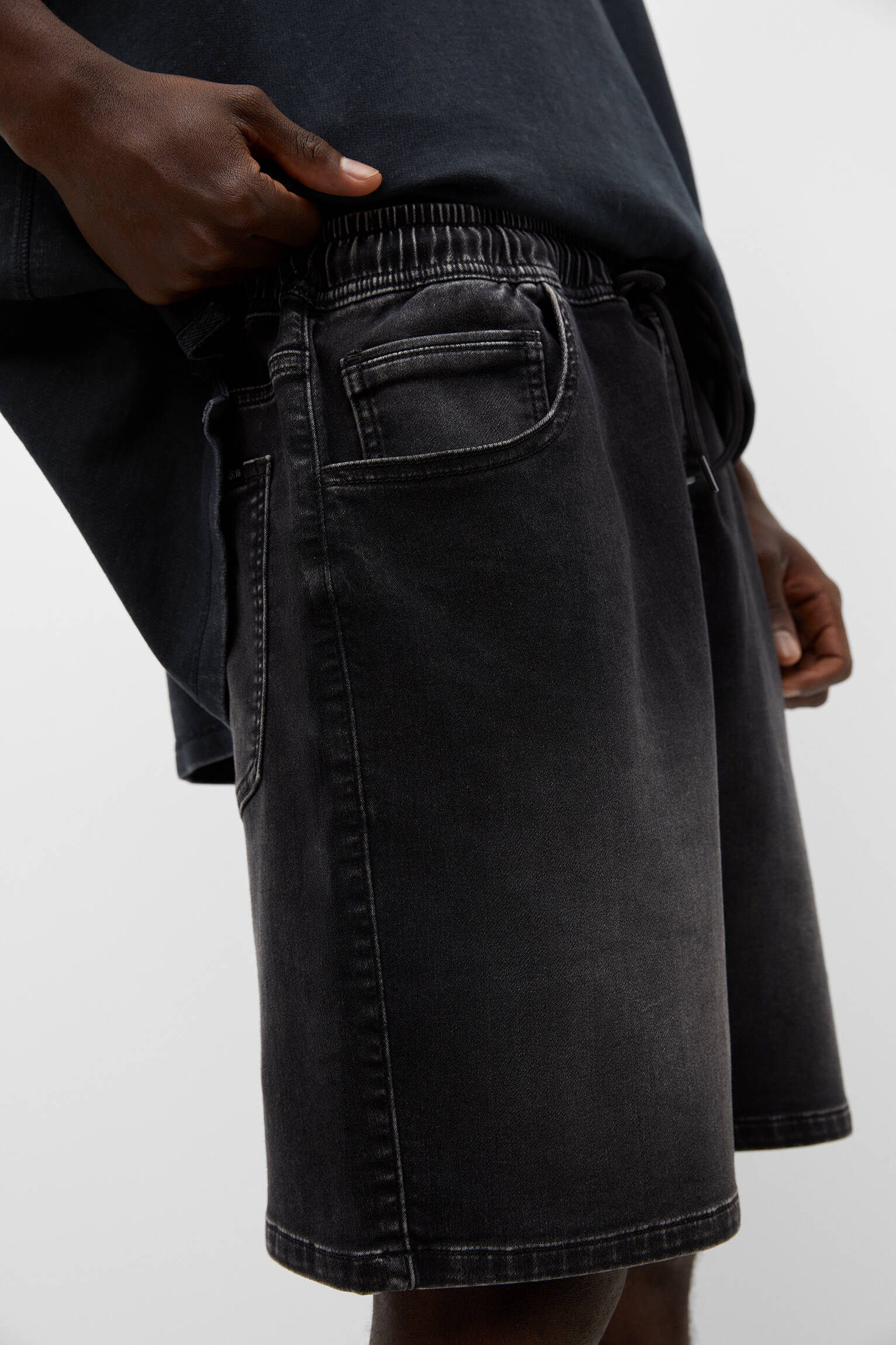 Bermuda jeans Trunk - Preto-Delav