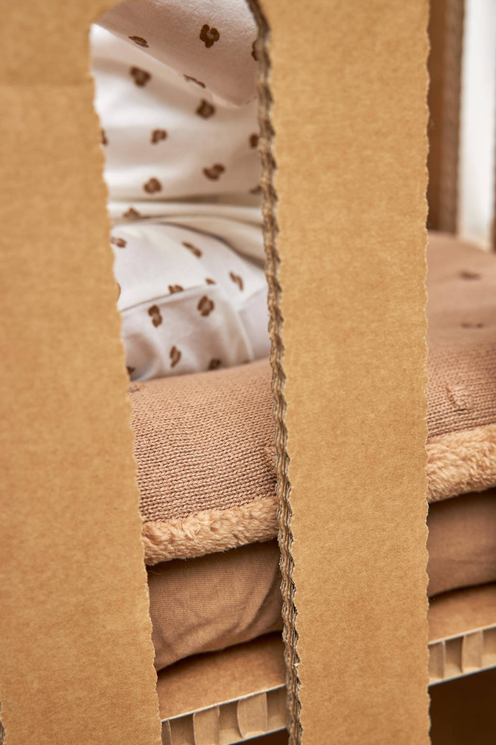 boxkleed Mini Knots 77x97 cm Toffee