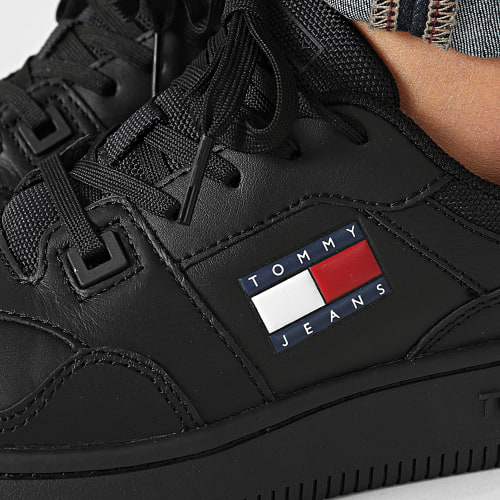 Baskets Femme Retro Basket Essential 2434 Triple Black