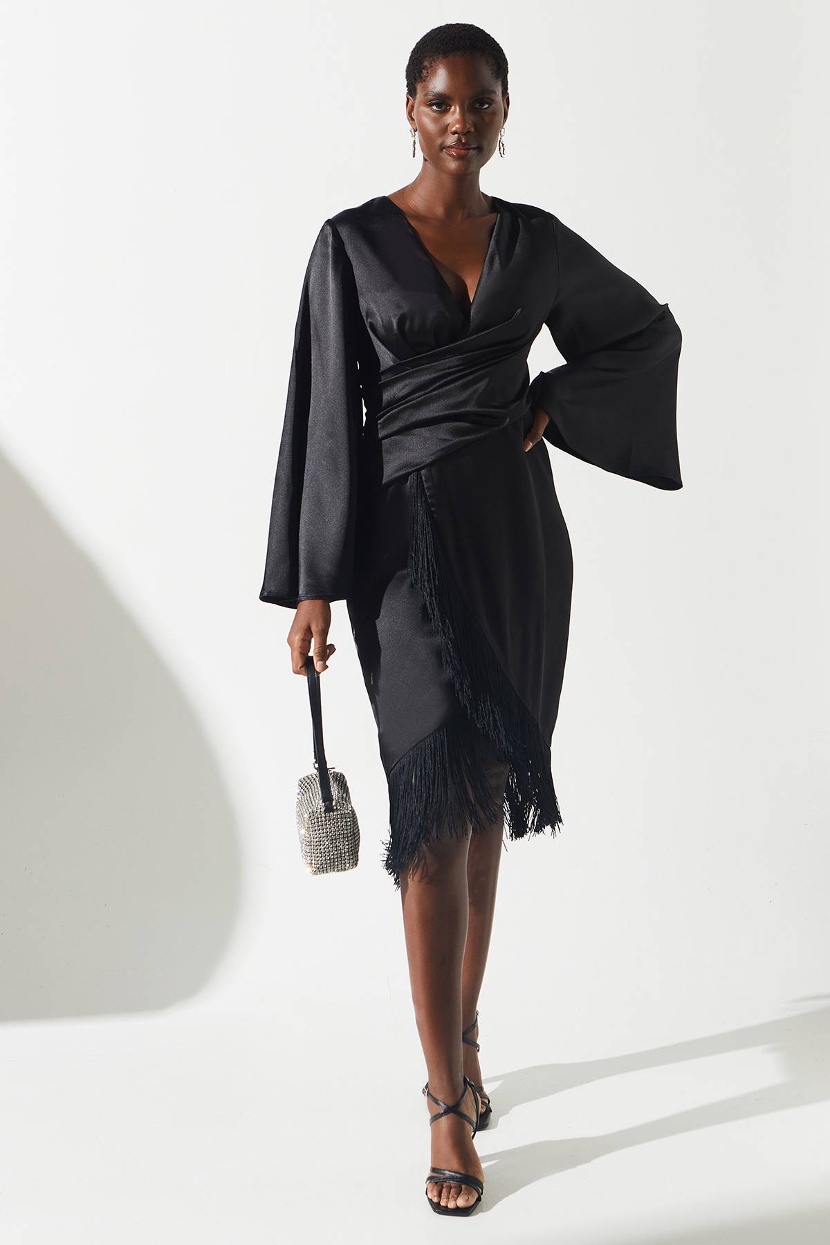 Coast Robe Midi en Satin à Taille Nouée et Ourlet à Franges
