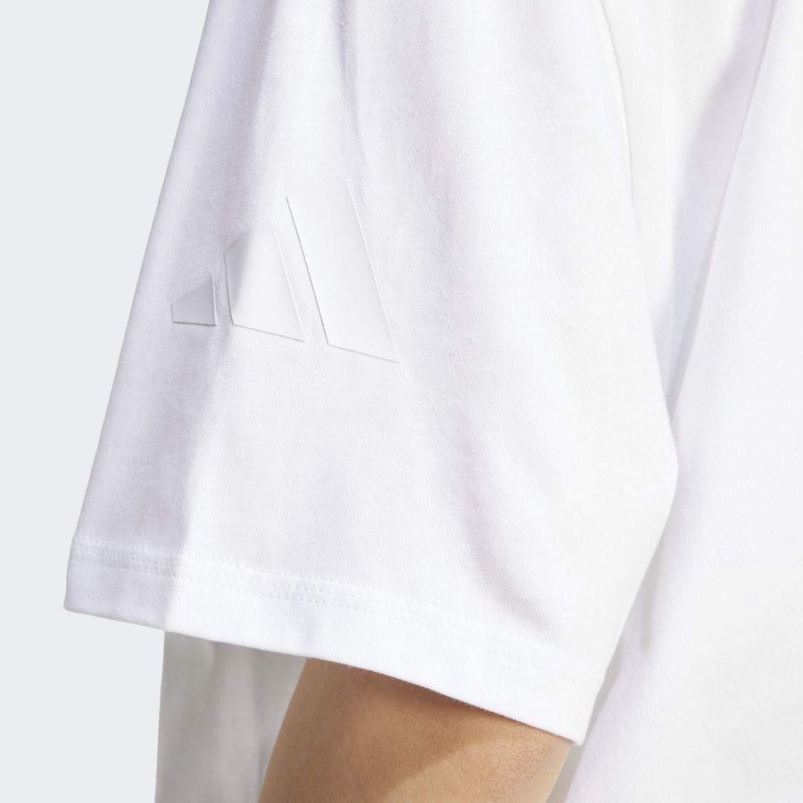 Adidas T-shirt boyfriend Essentials Contemporary Logo