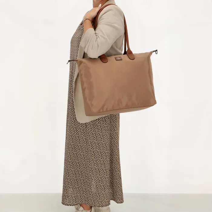 Charm London Buckingham Laptoptas 15,6 inch Taupe