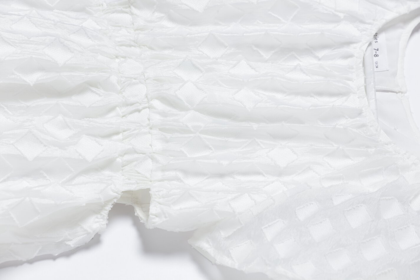 Vestido com unhas fendidas - Branco-sujo