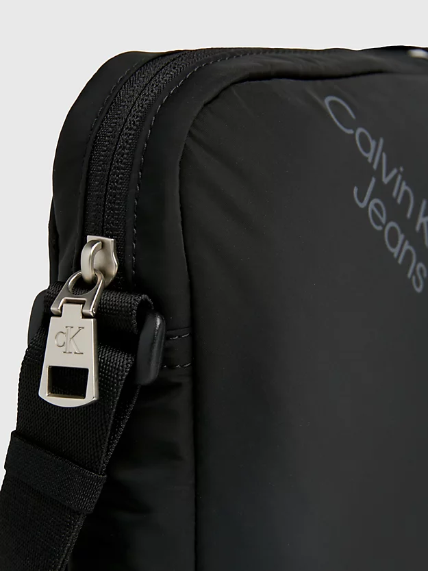 Bolsa de ombro estilo repórter com logotipo