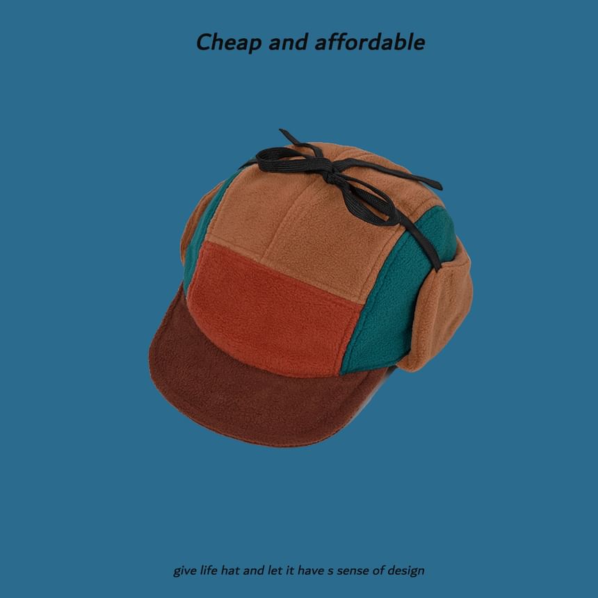 Alpha Kiss - Color Block oorklepkapje