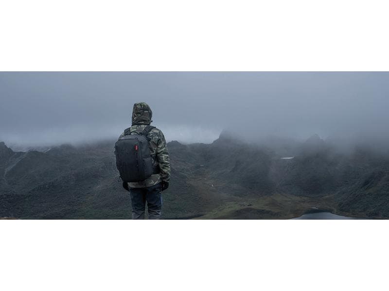 PGYTECH Fotorucksack OneMo 2 25L Space Black Leistungsstarker Rucksack, der überall einsetzbar ist