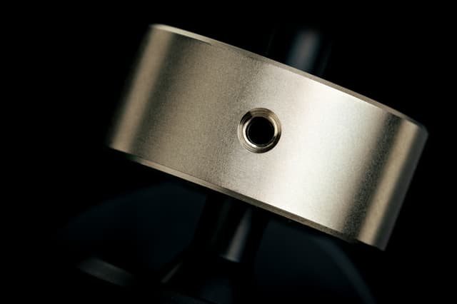 Pro-Ject T2 Rainier Sort
