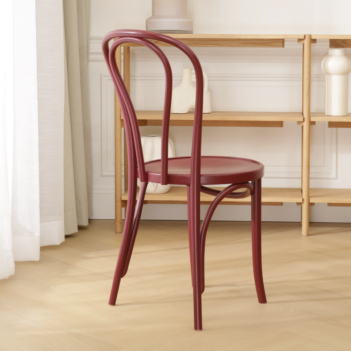 Houten bistrostoel Vienna no. 18 - burgundy
