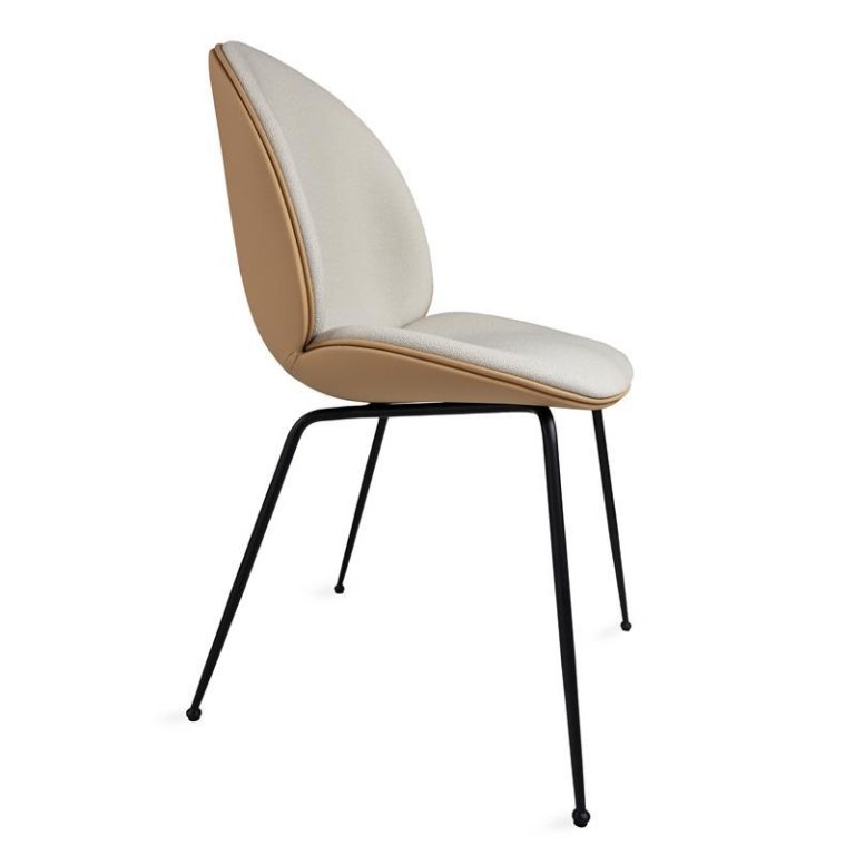 Gubi Beetle eetkamerstoel (Exclusive Edition) Conic zwart onderstel/Vidar 4 (146) Leer Valencia Cashmere