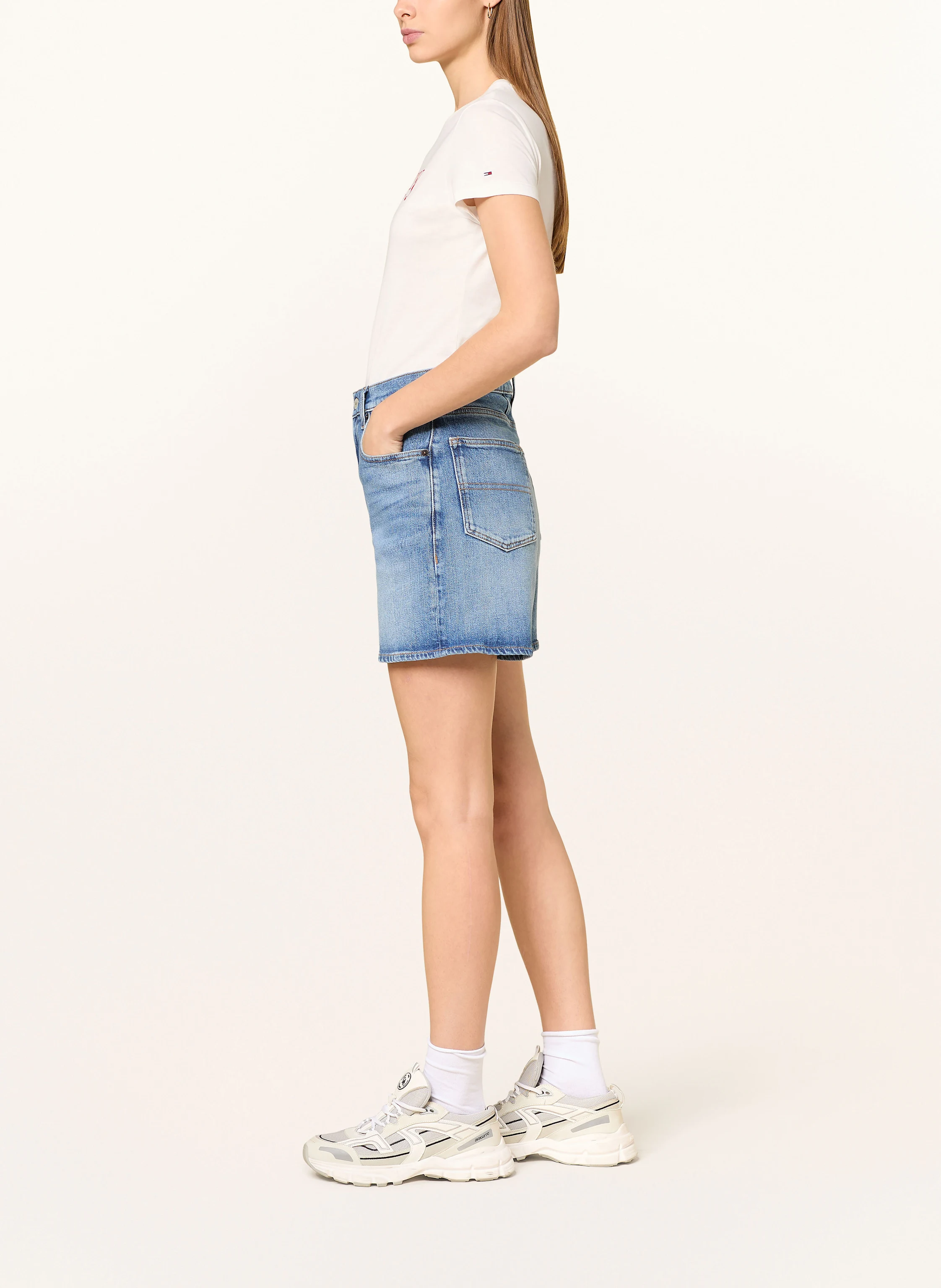 TOMMY JEANS Jeansshorts MOM SHORT