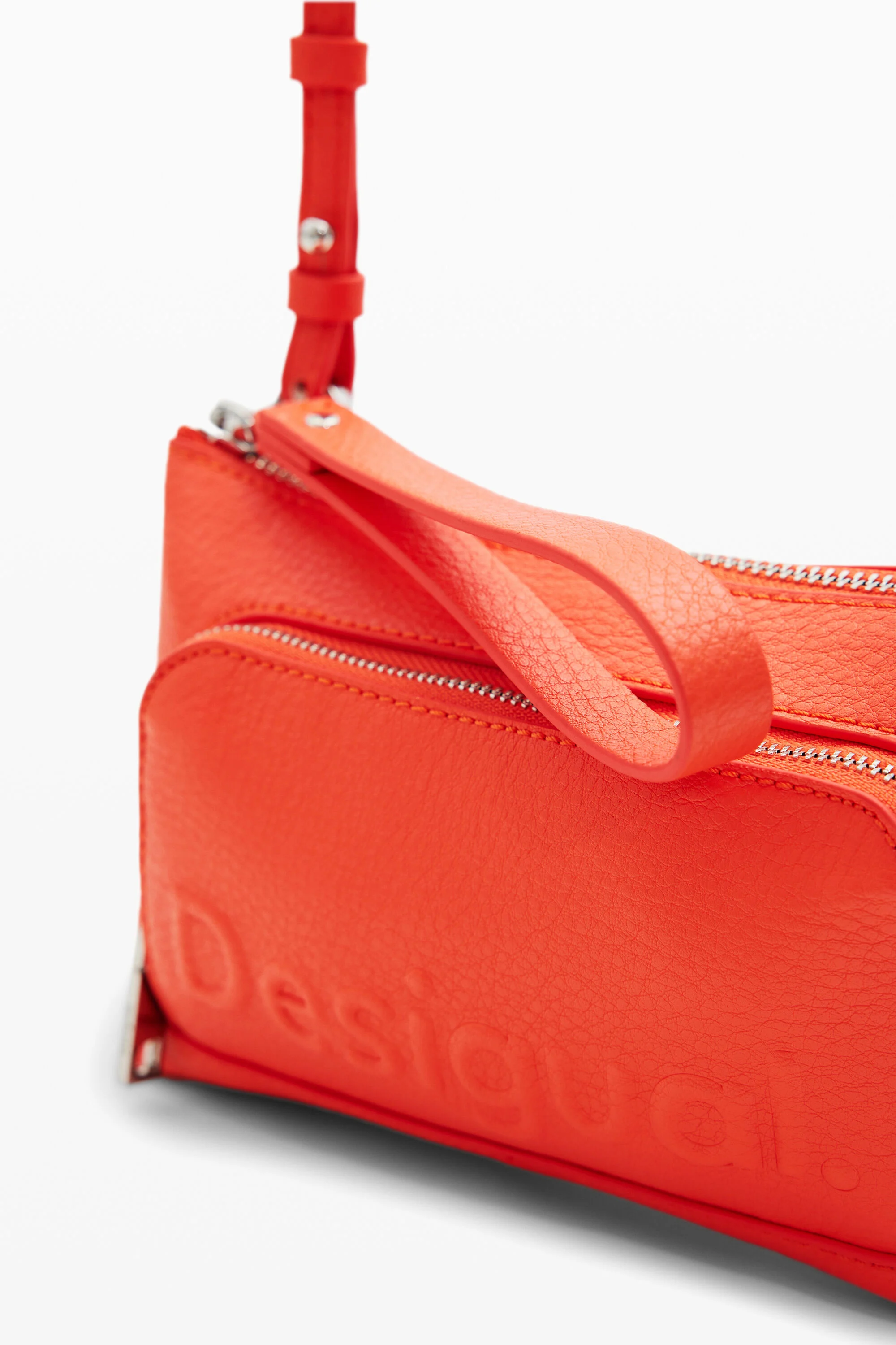 Bolsa mini com logotipo