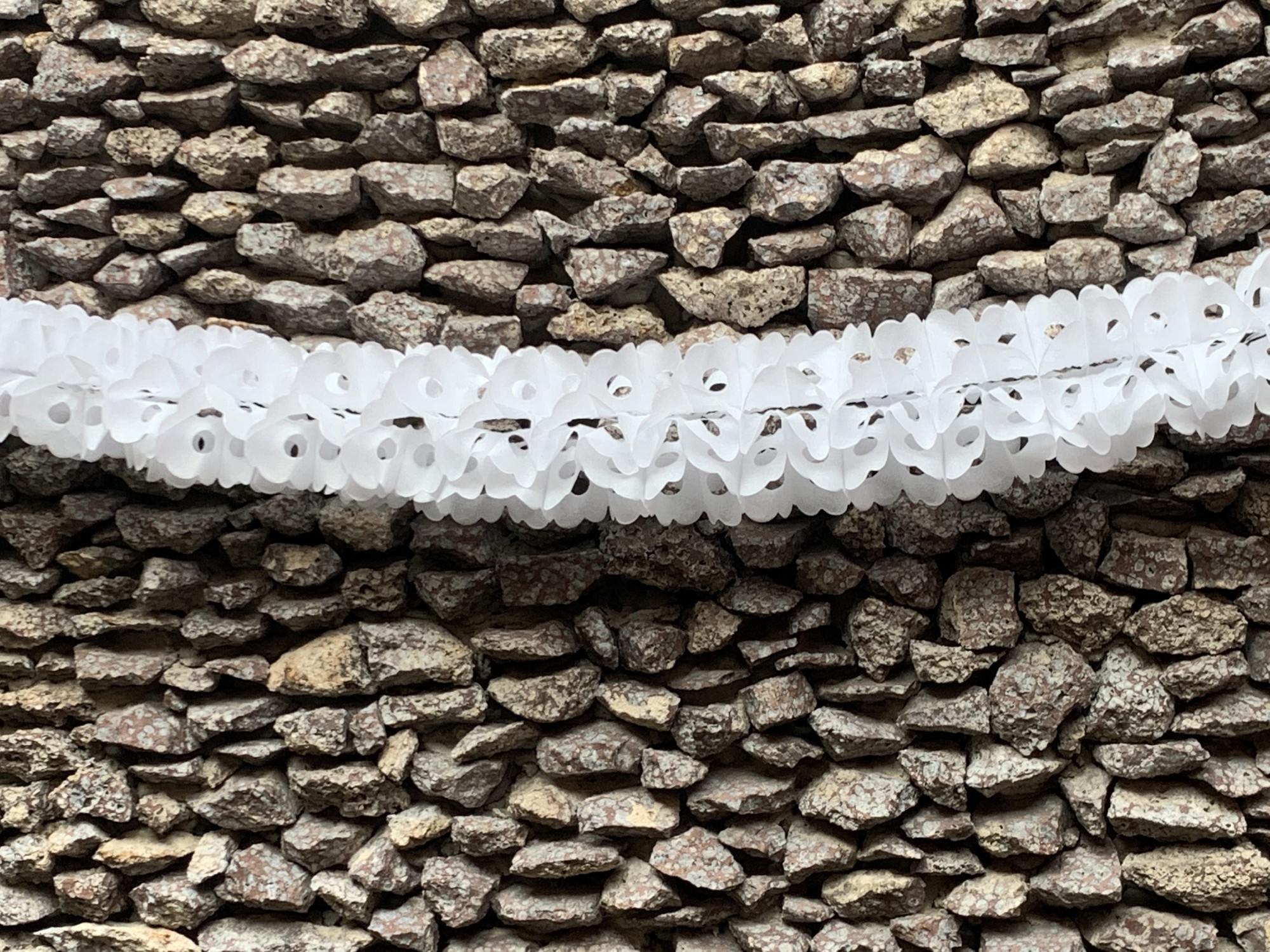 Papier-Girlande 'Schlange', weiß, Ø 23 cm, L 300 cm günstig bestellen