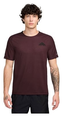 Maillot manches courtes Nike Trail Solar Chase Rouge Homme