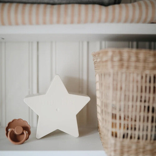 Mushie stapeltoren nesting star